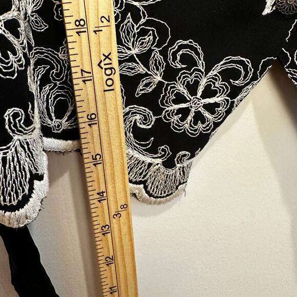 Vintage ICE Black Floral Embroidered Vest Medium Button Front Tie Back - Picture 11 of 13